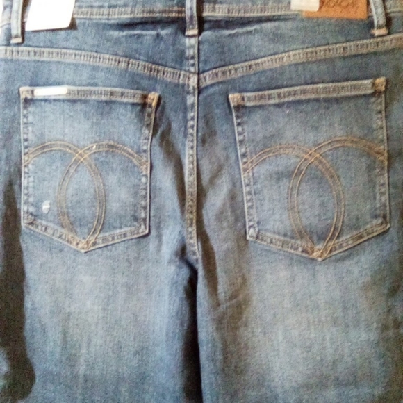 Jordache Distressed Jeans - Picture 10 of 16